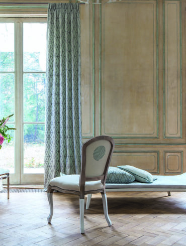 Rideau en tissu jacquard intérieur classique